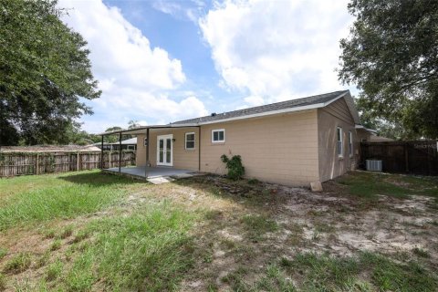 House in Ocoee, Florida 3 bedrooms, 110.18 sq.m. № 2280704 - photo 5