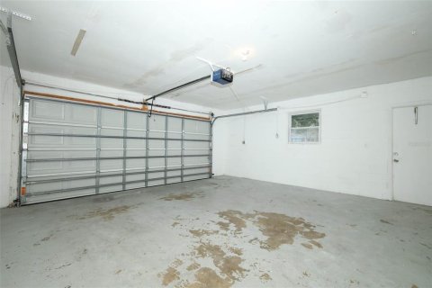 House in Ocoee, Florida 3 bedrooms, 110.18 sq.m. № 2280704 - photo 11