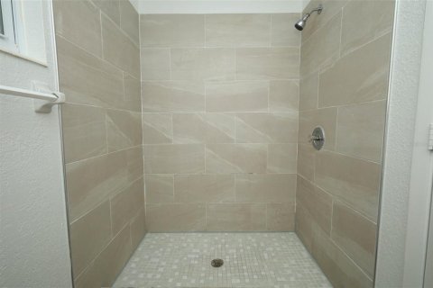 House in Ocoee, Florida 3 bedrooms, 110.18 sq.m. № 2280704 - photo 18