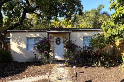 Immobilier commercial à vendre à Oakland Park, Floride: 184.88 m2 № 2050389 - photo 4