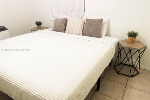 Immobilier commercial à vendre à Oakland Park, Floride: 184.88 m2 № 2050389 - photo 18