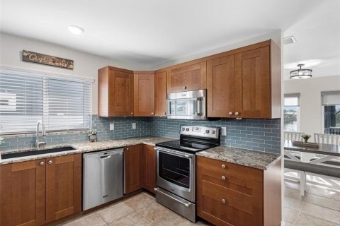 Casa en venta en Apollo Beach, Florida, 3 dormitorios, 180.04 m2 № 1765724 - foto 25