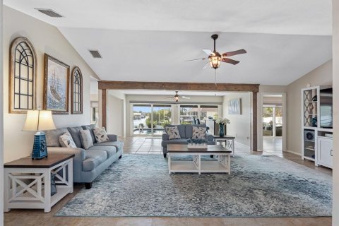 Casa en venta en Apollo Beach, Florida, 3 dormitorios, 180.04 m2 № 1765724 - foto 17
