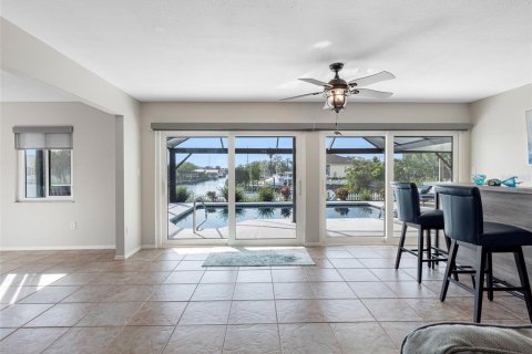 Casa en venta en Apollo Beach, Florida, 3 dormitorios, 180.04 m2 № 1765724 - foto 22