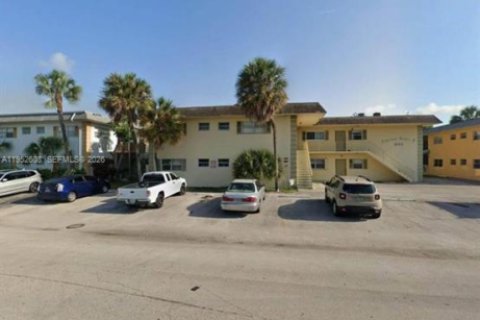 Condominio en Deerfield Beach, Florida, 2 dormitorios  № 2010376