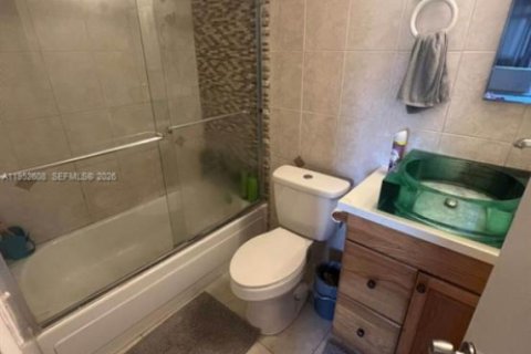 Condominio en alquiler en Deerfield Beach, Florida, 2 dormitorios, 80.82 m2 № 2010376 - foto 6