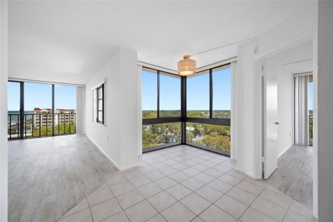 Copropriété à vendre à Clearwater, Floride: 2 chambres, 98.48 m2 № 2213526 - photo 6