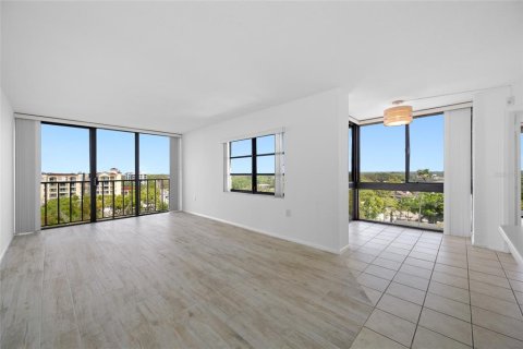 Copropriété à vendre à Clearwater, Floride: 2 chambres, 98.48 m2 № 2213526 - photo 5