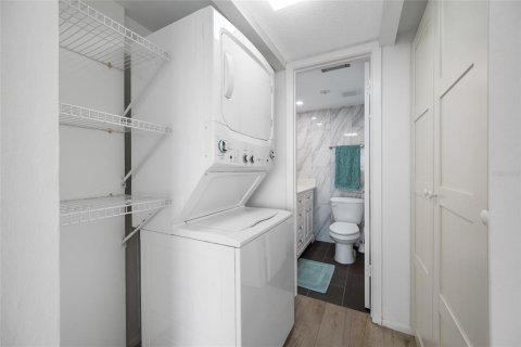 Copropriété à vendre à Clearwater, Floride: 2 chambres, 98.48 m2 № 2213526 - photo 26