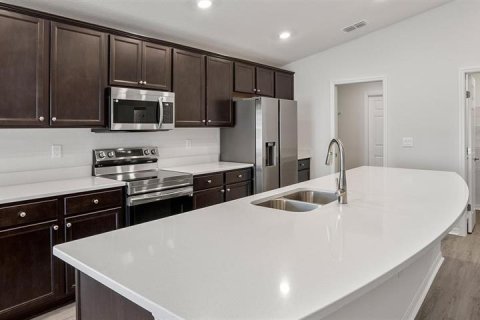 House in Winter Haven, Florida 4 bedrooms, 172.52 sq.m. № 1831349 - photo 8