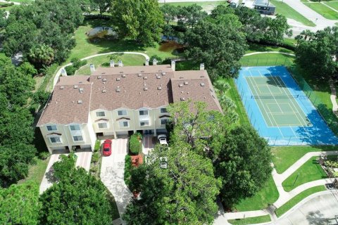 Touwnhouse à vendre à Oldsmar, Floride: 3 chambres, 170.38 m2 № 1539897 - photo 1