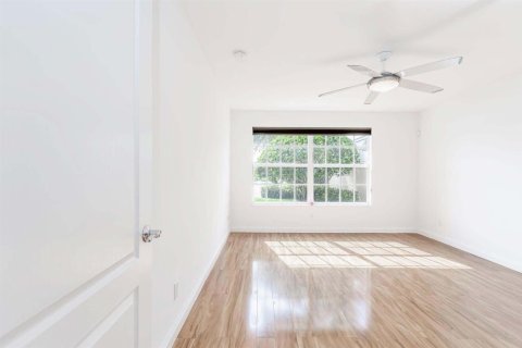 Apartamento en alquiler en Wellington, Florida, 2 dormitorios, 156.08 m2 № 2177502 - foto 13