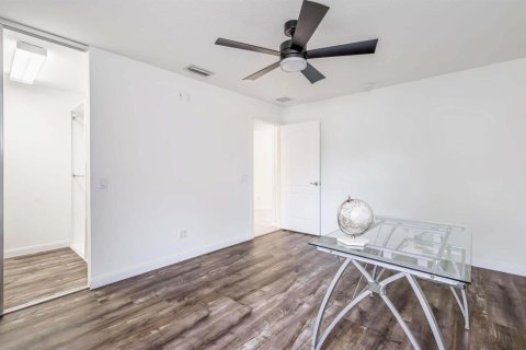 Apartamento en alquiler en Wellington, Florida, 2 dormitorios, 156.08 m2 № 2177502 - foto 19
