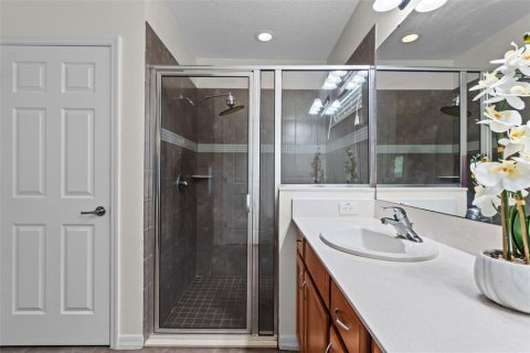 House in BELLALAGO in Kissimmee, Florida 3 bedrooms, 168.15 sq.m. № 1825307 - photo 20