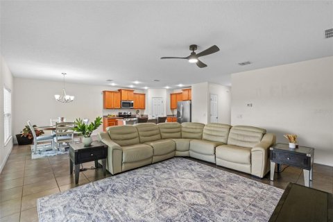 House in BELLALAGO in Kissimmee, Florida 3 bedrooms, 168.15 sq.m. № 1825307 - photo 24