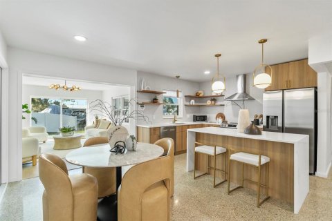 Villa ou maison à vendre à Tampa, Floride: 3 chambres, 123.75 m2 № 1550300 - photo 5