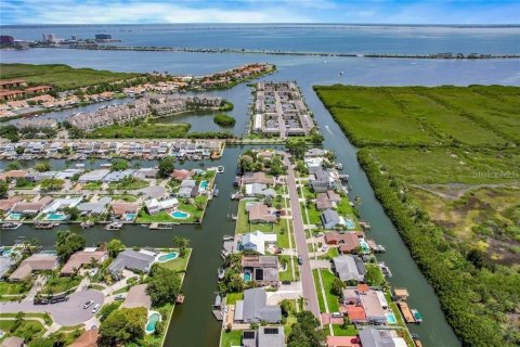 Villa ou maison à vendre à Tampa, Floride: 3 chambres, 123.75 m2 № 1550300 - photo 18