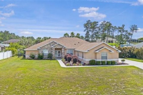 Villa ou maison à vendre à Ocala, Floride: 4 chambres, 312.71 m2 № 2215695 - photo 2