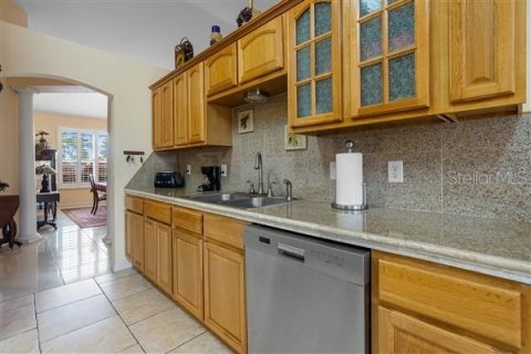 Villa ou maison à vendre à Ocala, Floride: 4 chambres, 312.71 m2 № 2215695 - photo 11