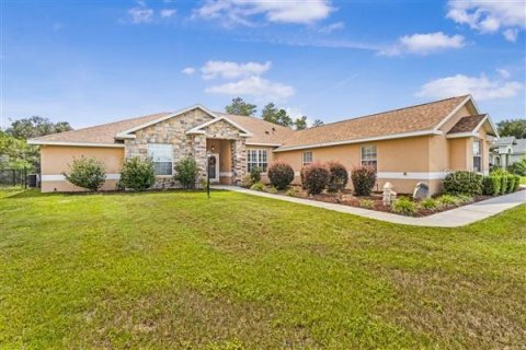 Villa ou maison à Ocala, Floride 4 chambres, 312.71 m2 № 2215695