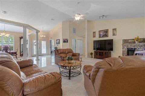 Villa ou maison à vendre à Ocala, Floride: 4 chambres, 312.71 m2 № 2215695 - photo 6
