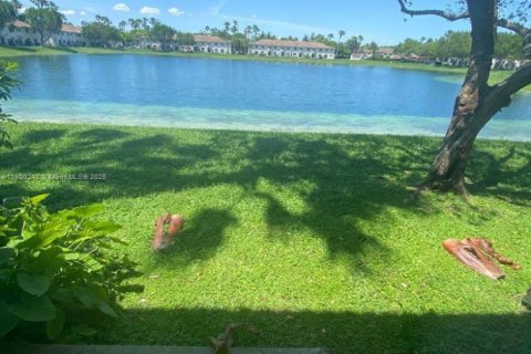 Condo in Homestead, Florida, 3 bedrooms  № 2015900 - photo 11