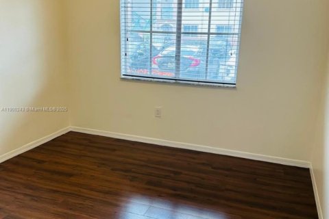 Condo in Homestead, Florida, 3 bedrooms  № 2015900 - photo 19