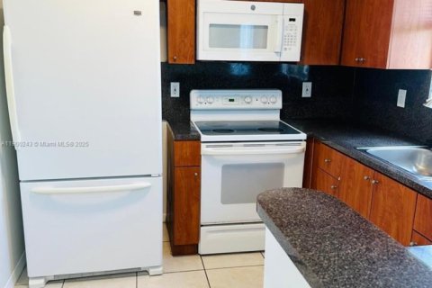 Condo in Homestead, Florida, 3 bedrooms  № 2015900 - photo 14