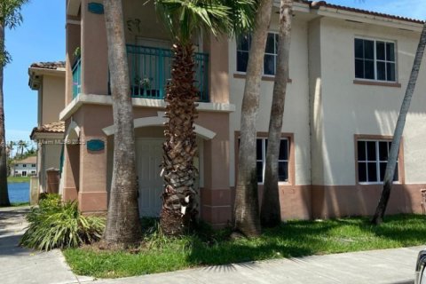 Condo in Homestead, Florida, 3 bedrooms  № 2015900 - photo 4