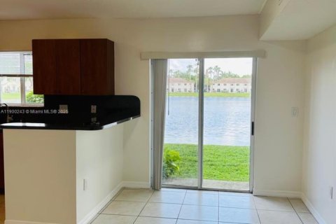 Condo in Homestead, Florida, 3 bedrooms  № 2015900 - photo 7