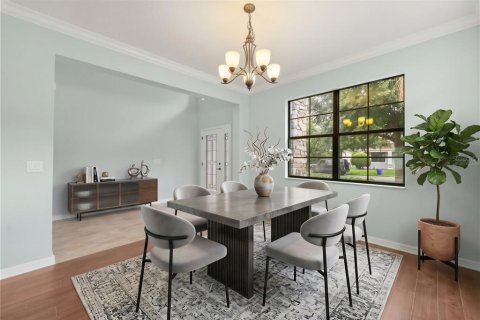 House in Sanford, Florida 6 bedrooms, 350.61 sq.m. № 2215863 - photo 7