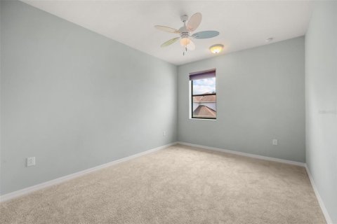 House in Sanford, Florida 6 bedrooms, 350.61 sq.m. № 2215863 - photo 29