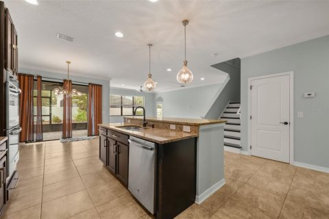 House in Sanford, Florida 6 bedrooms, 350.61 sq.m. № 2215863 - photo 5