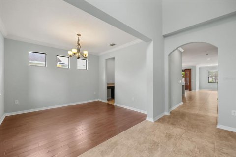 House in Sanford, Florida 6 bedrooms, 350.61 sq.m. № 2215863 - photo 17
