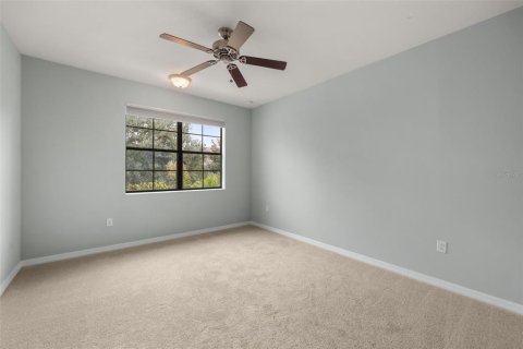 House in Sanford, Florida 6 bedrooms, 350.61 sq.m. № 2215863 - photo 26