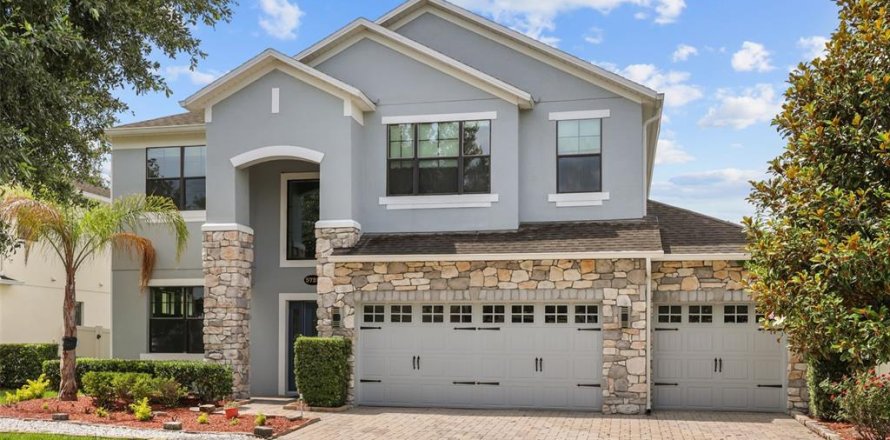 House in Sanford, Florida 6 bedrooms, 350.61 sq.m. № 2215863