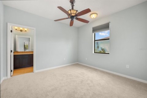 House in Sanford, Florida 6 bedrooms, 350.61 sq.m. № 2215863 - photo 20