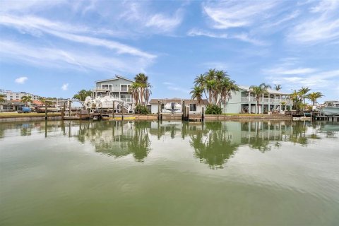 Villa ou maison à vendre à Redington Shores, Floride: 3 chambres, 233.74 m2 № 1523956 - photo 22