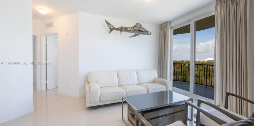 Condo in Miami, Florida, 2 bedrooms  № 2038685