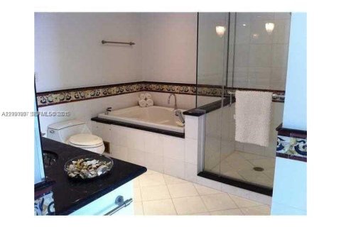 Купить кондоминиум в Майами-Бич, Флорида 1 спальня, 72.19м2, № 2058069 - фото 6