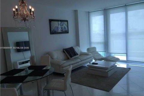 Купить кондоминиум в Майами-Бич, Флорида 1 спальня, 72.19м2, № 2058069 - фото 3