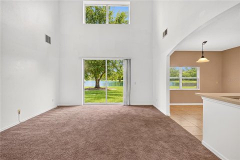 House in Kissimmee, Florida 4 bedrooms, 234.86 sq.m. № 2410657 - photo 17