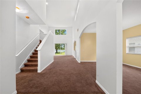 House in Kissimmee, Florida 4 bedrooms, 234.86 sq.m. № 2410657 - photo 10