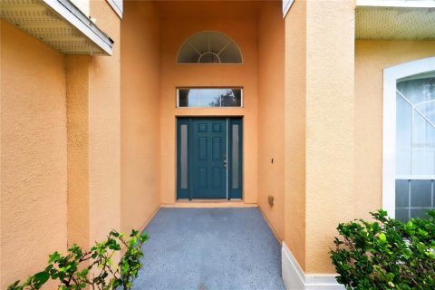 House in Kissimmee, Florida 4 bedrooms, 234.86 sq.m. № 2410657 - photo 5