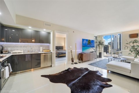 Copropriété à louer à Miami, Floride: 2 chambres, 100.89 m2 № 2192257 - photo 5