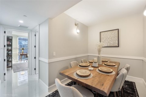 Copropriété à louer à Miami, Floride: 2 chambres, 100.89 m2 № 2192257 - photo 6