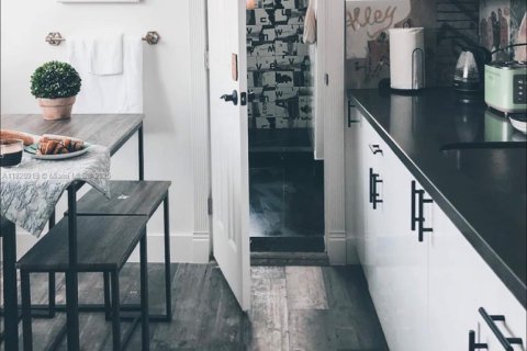Apartamento en alquiler en Hollywood, Florida № 1779361 - foto 3