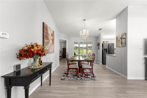 House in Summerfield, Florida 2 bedrooms, 148.92 sq.m. № 1881429 - photo 9