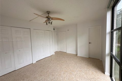 Купить кондоминиум в Санни-Айлс-Бич, Флорида 2 спальни, 83.05м2, № 1029211 - фото 12