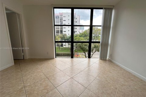 Купить кондоминиум в Санни-Айлс-Бич, Флорида 2 спальни, 83.05м2, № 1029211 - фото 9